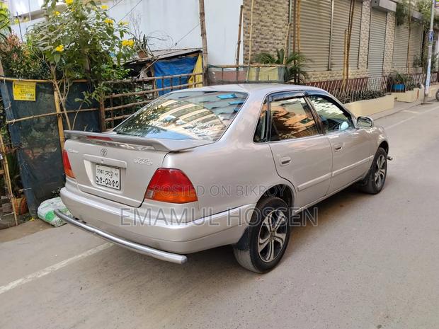 Toyota Sprinter 1996