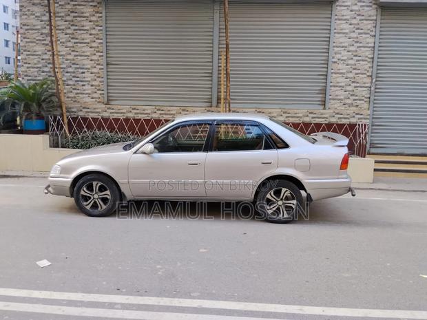 Toyota Sprinter 1996