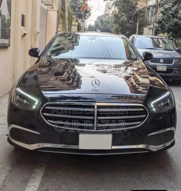 Mercedes-Benz E-Class 2021 Black