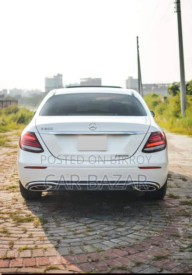 Mercedes-Benz E200 2016 White