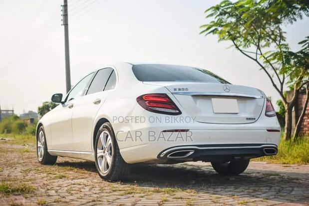 Mercedes-Benz E200 2016 White