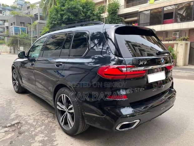 BMW X7 xDrive40i 2021 Black
