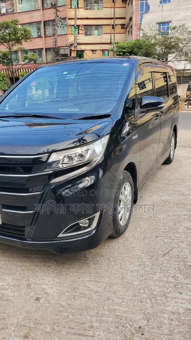 Toyota Noah 2019 Black