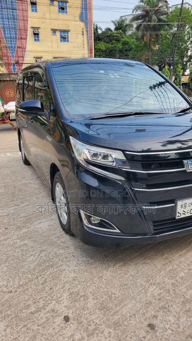 Toyota Noah 2019 Black