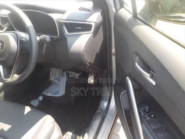 Toyota Corolla Cross 2024 Gray