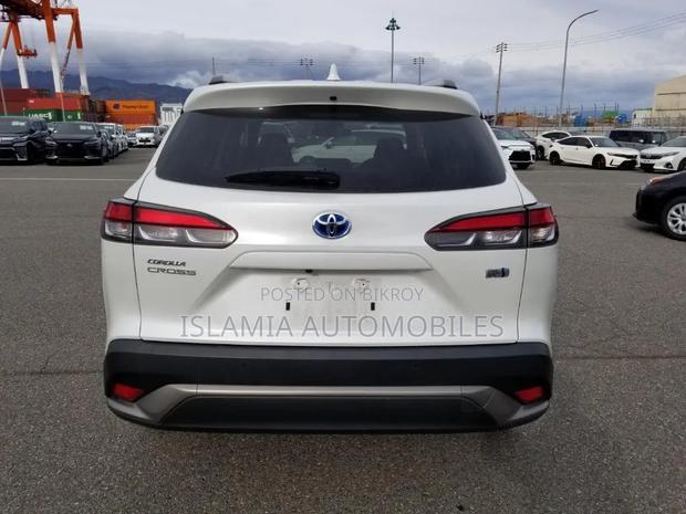 Toyota Corolla Cross 2021 Pearl