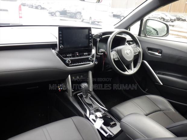 Toyota Corolla Cross 1.8 Hybrid AWD 2022 Pearl