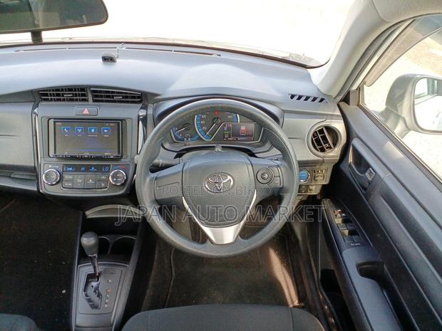 Toyota Axio 2021 White