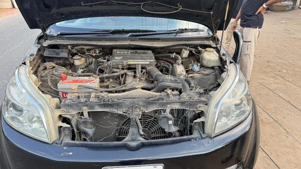Toyota Rush 1.5 AWD 2006 Black