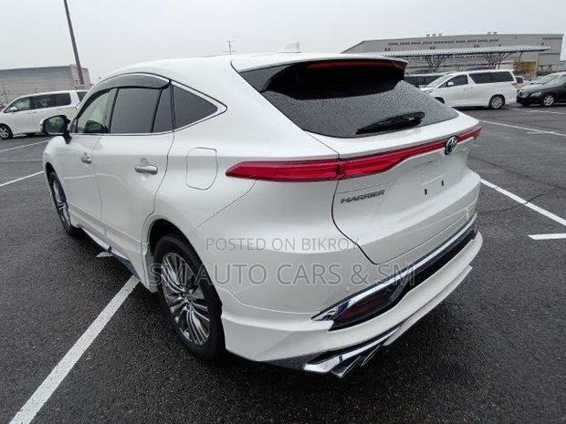Toyota Harrier 2022 Pearl