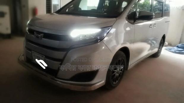 Toyota Noah 2020 Silver