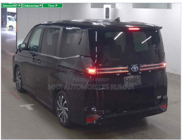 Toyota Voxy Hybrid S-Z 2WD 7-Seater 2022 Black
