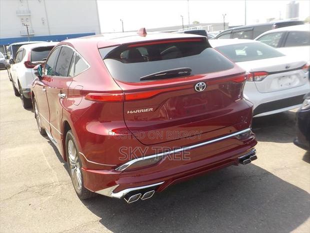 Toyota Harrier 2021 Red