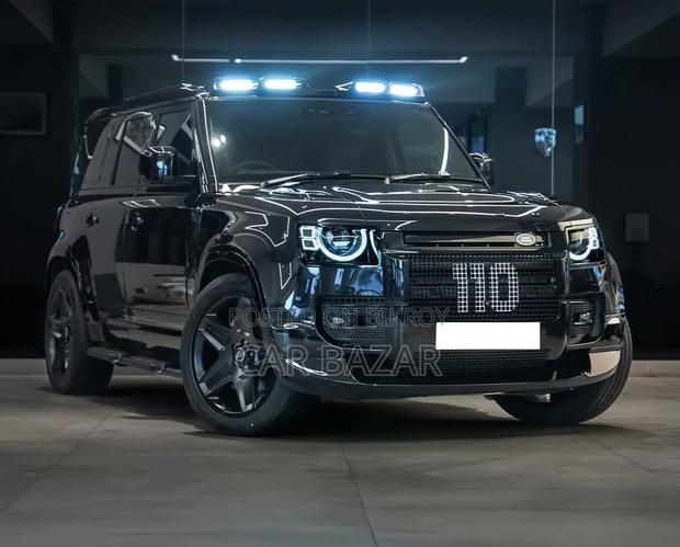 New Land Rover Defender 110 P300 S 2025 Gray