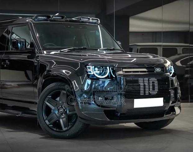 New Land Rover Defender 110 P300 S 2025 Gray