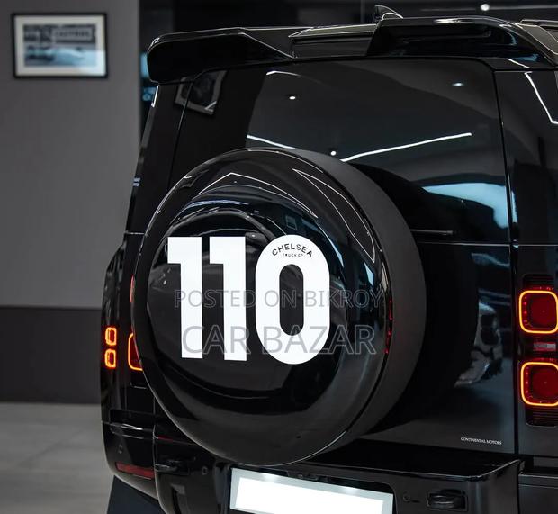 New Land Rover Defender 110 P300 S 2025 Gray
