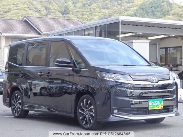 Toyota Noah 2022 Black