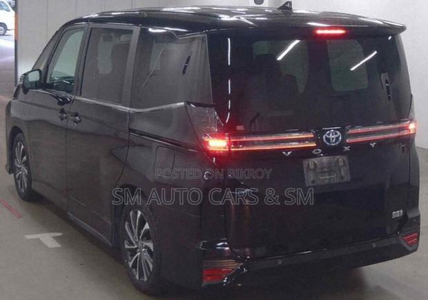 Toyota Voxy Hybrid S-Z 2WD 7-Seater 2022 Black