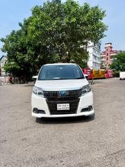 Toyota Esquire 2016 Pearl for sale