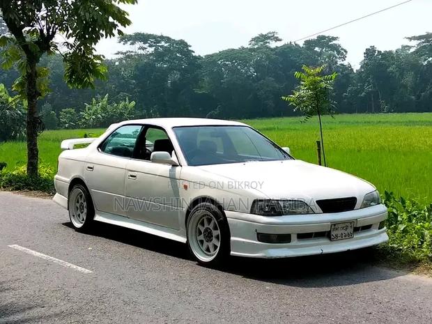 Toyota Vista 1996 White
