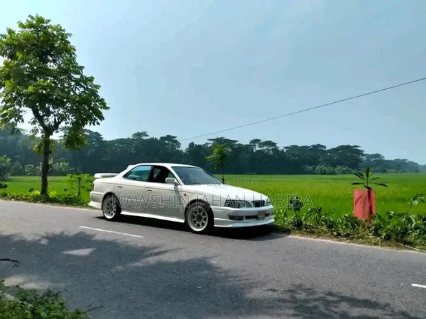 Toyota Vista 1996 White