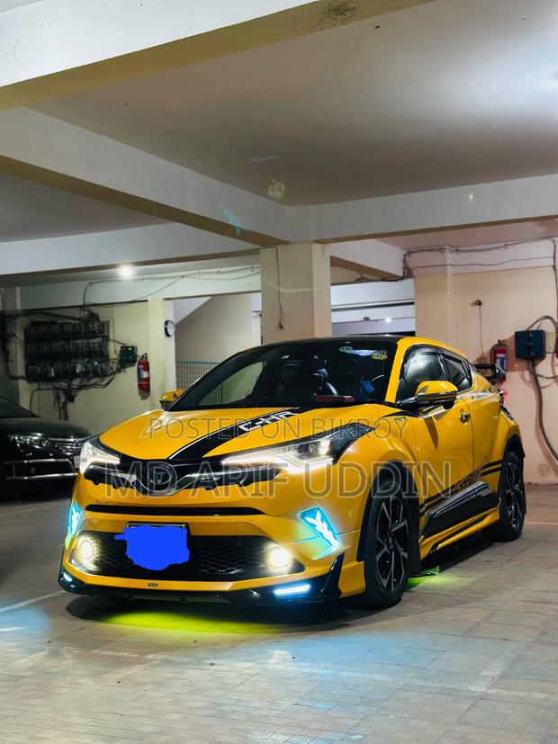 Toyota C-HR 2017 Yellow