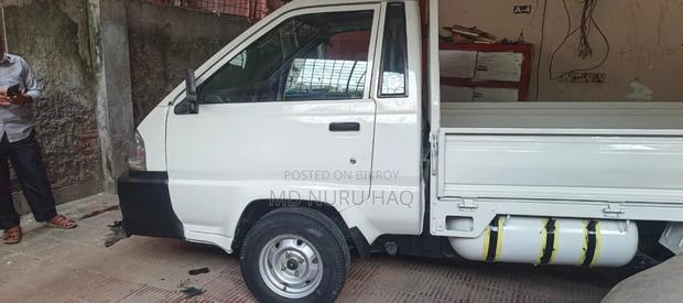 Toyota Lite-Ace 2005 White