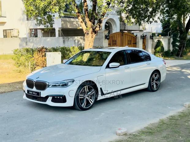 BMW 7 Series 745Le xDrive 2019 Pearl