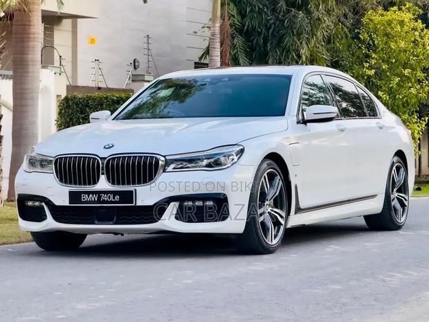BMW 7 Series 745Le xDrive 2019 Pearl