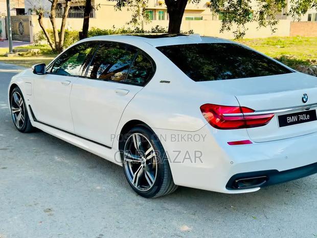 BMW 7 Series 745Le xDrive 2019 Pearl