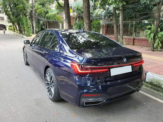 BMW 7 Series 745Le 2019 Blue