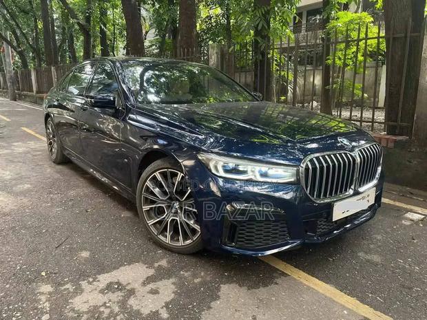 BMW 7 Series 745Le 2019 Blue