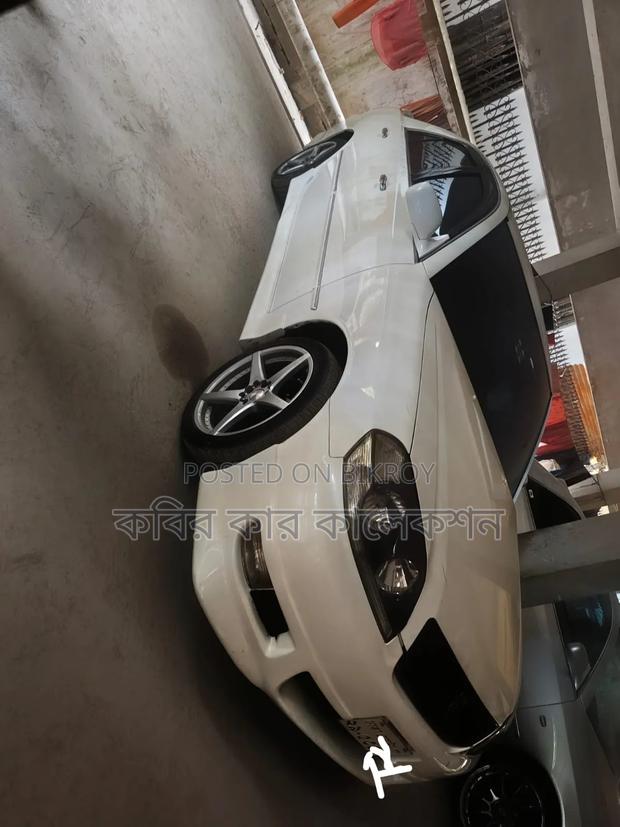 Toyota Mark II 2004 White