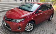 Toyota Auris 2013 Red for sale