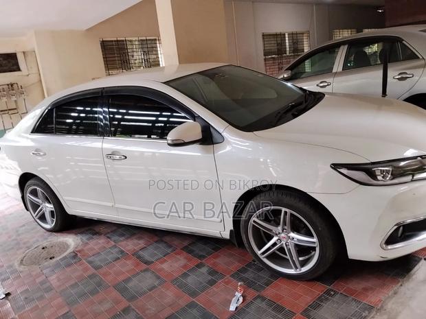 Toyota Premio 1.5 FWD 2010 White