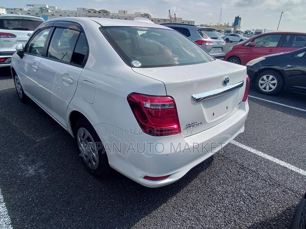Toyota Axio 2021 White