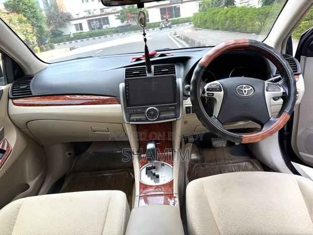 Toyota Premio 2015 Maroon