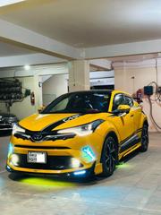 Toyota C-HR 2017 Yellow for sale