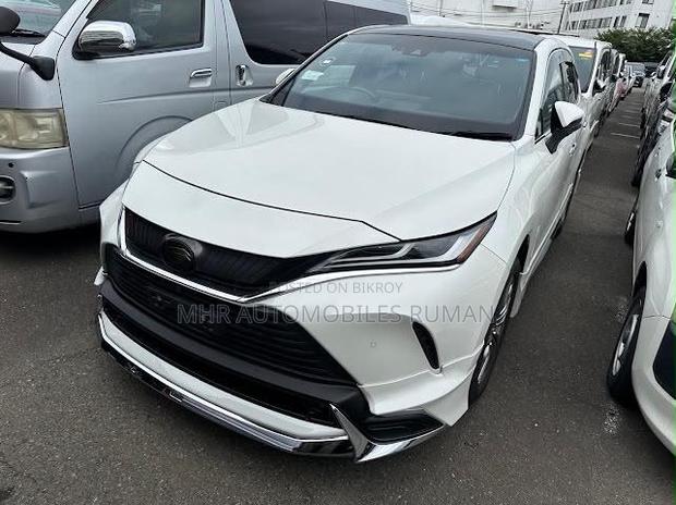Toyota Harrier 2.0 2021 Pearl