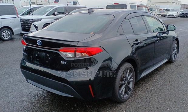 Toyota Corolla SE 2021 Pearl