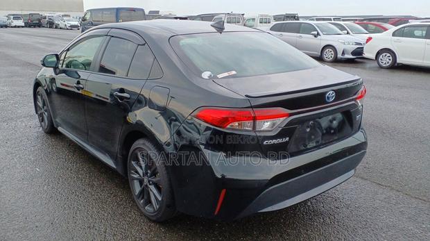 Toyota Corolla SE 2021 Pearl