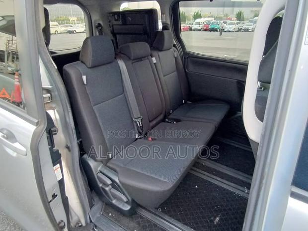 Toyota Noah 2.0 FWD (8 Seater) 2021 Silver