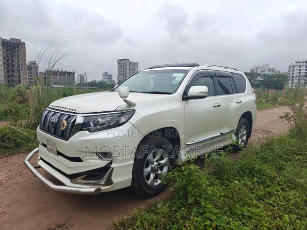 Toyota Land Cruiser Prado 2010 Pearl