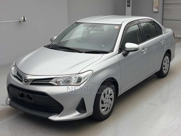 Toyota Axio 2021 Silver