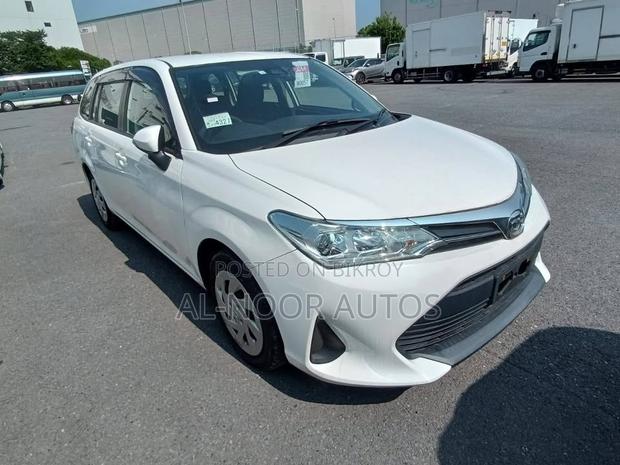 Toyota Corolla Fielder 1.5 Petrol FWD 2021 White