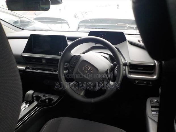 Toyota Prius 2023 Gray