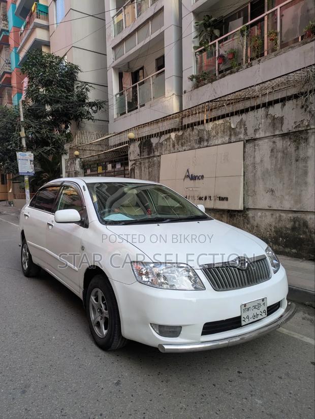 Toyota Corolla 2004 White