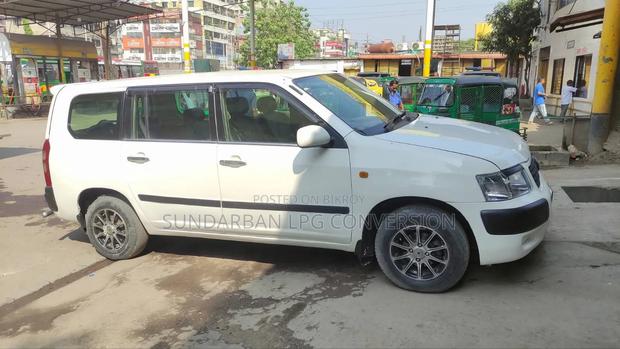 Toyota Probox 2011 White