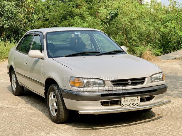 Toyota Corolla Sedan 1996 Beige
