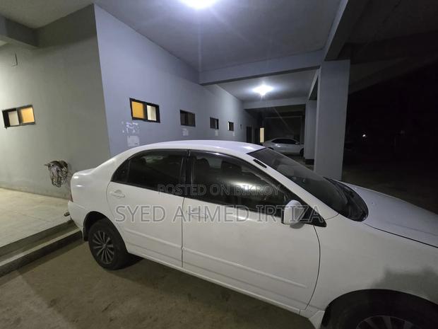 Toyota Corolla Sedan 2004 White